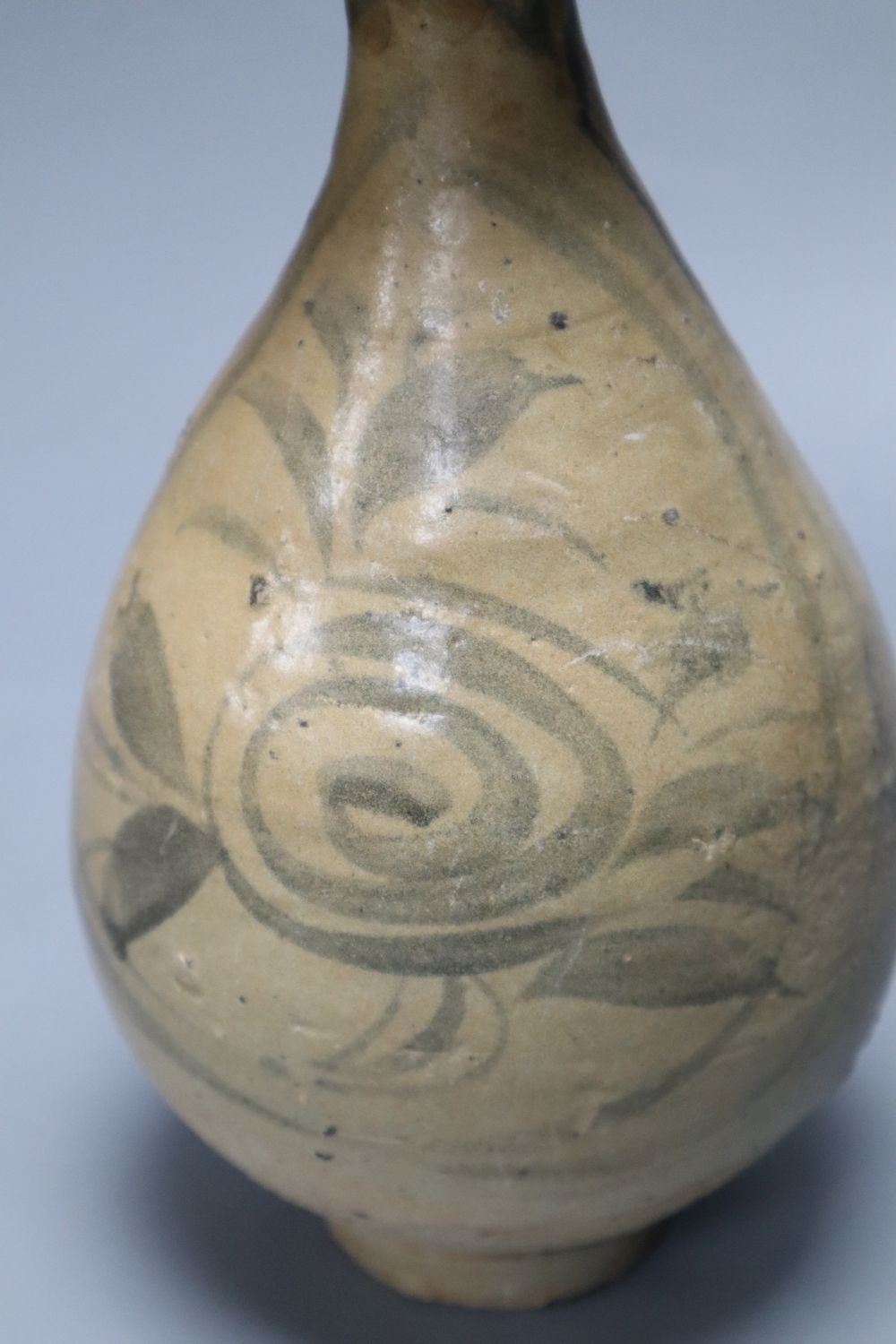 A Chinese Yuan Dynasty, Yunnan Province, blue and white ovoid pottery vase H 23.5cm